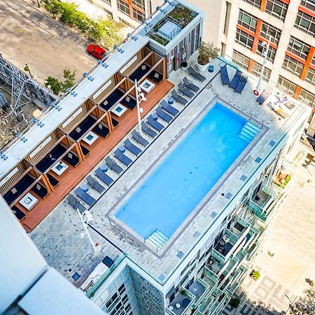 Chol Furnished Suites Heart Of Downtown Toronto, 2 Beds, Free Parking, Cn Tower View Bagian luar foto