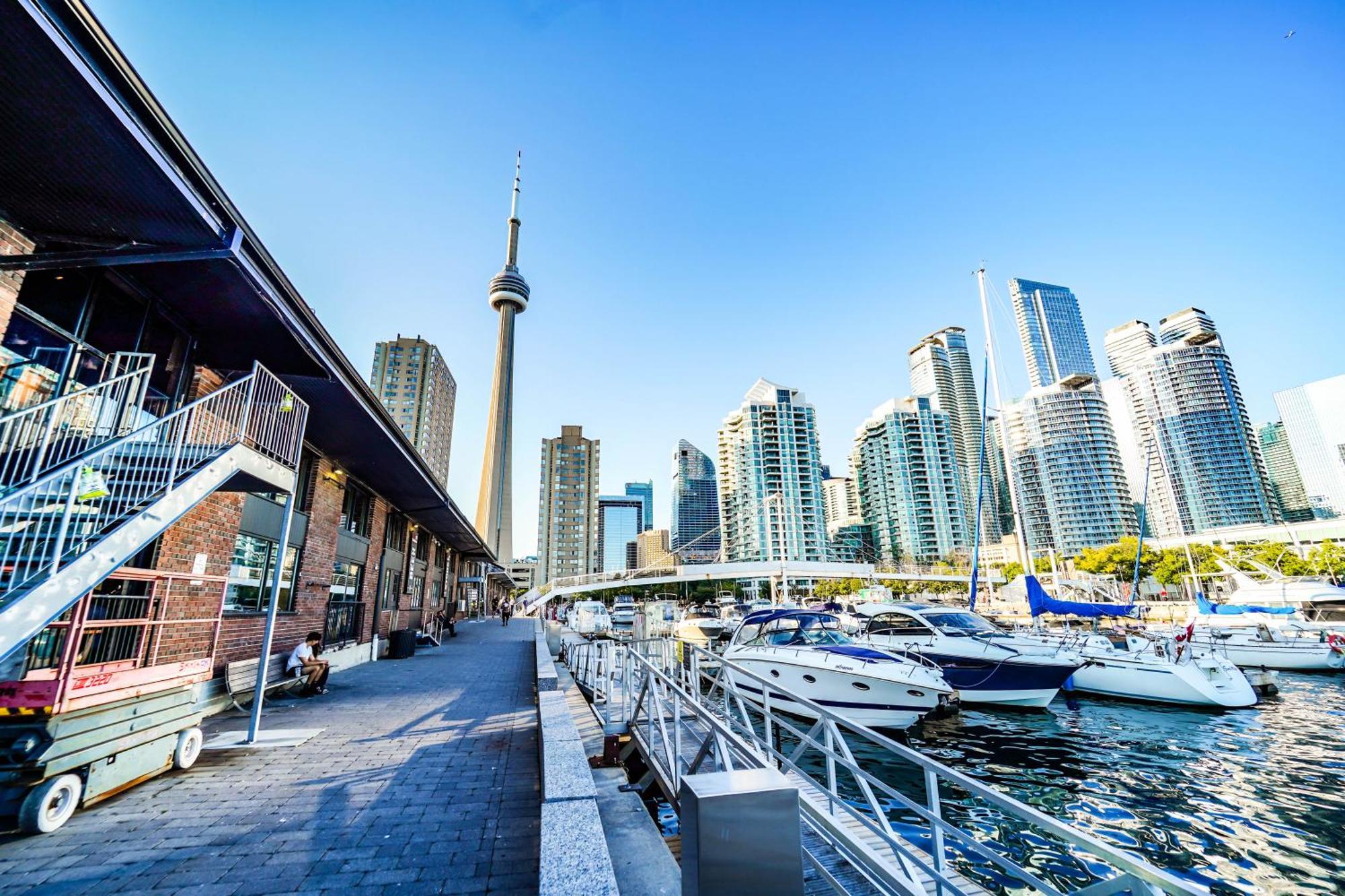 Chol Furnished Suites Heart Of Downtown Toronto, 2 Beds, Free Parking, Cn Tower View Bagian luar foto