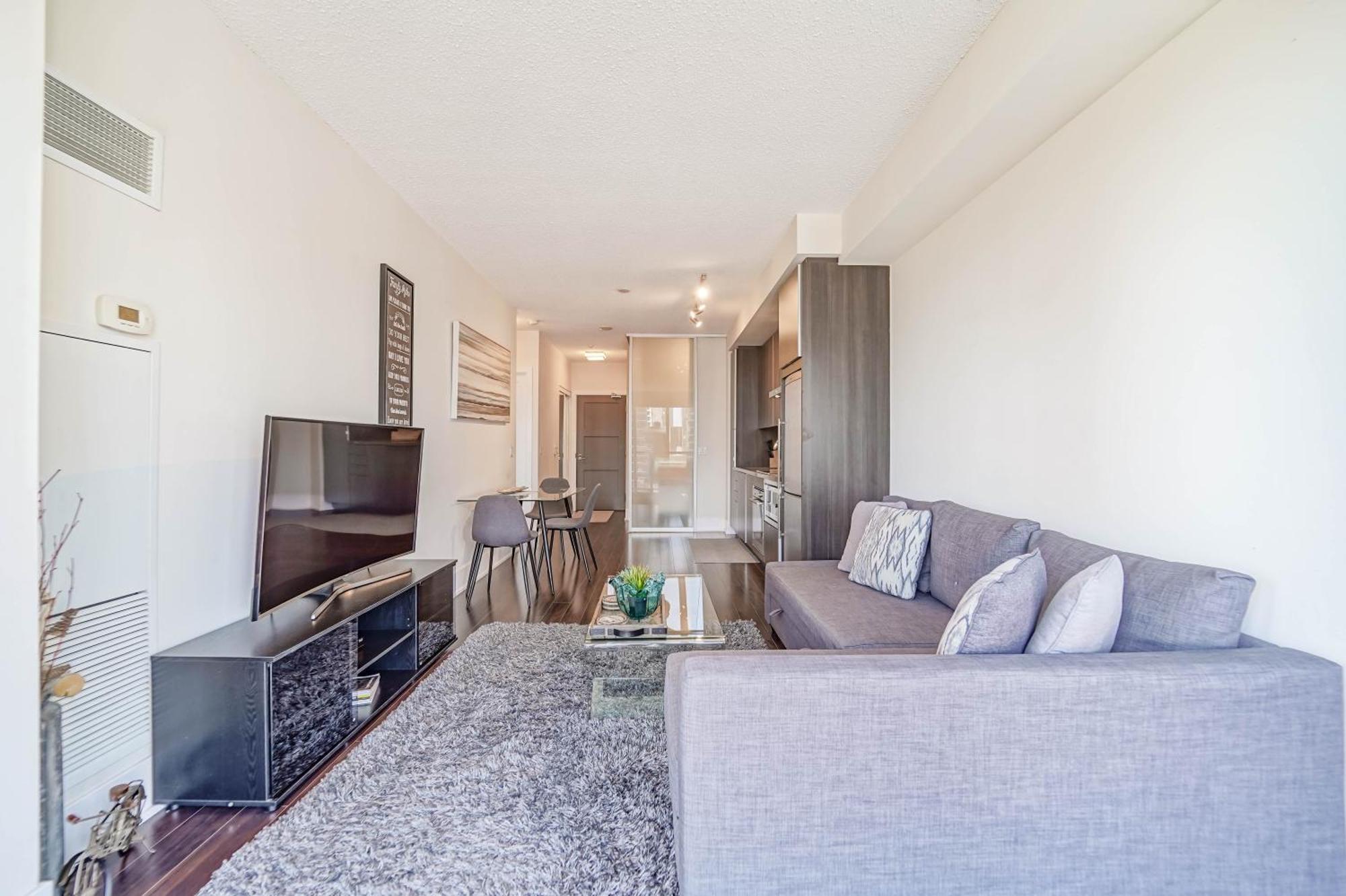 Chol Furnished Suites Heart Of Downtown Toronto, 2 Beds, Free Parking, Cn Tower View Bagian luar foto
