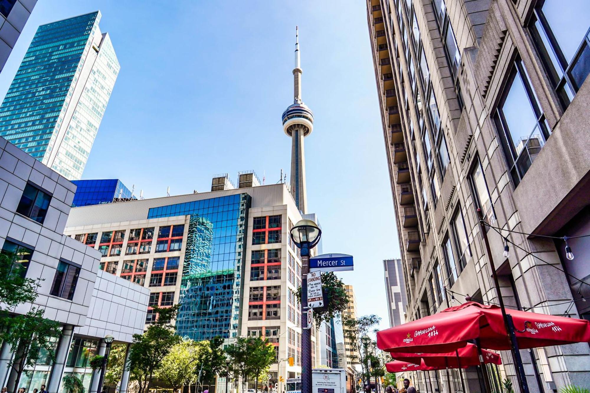 Chol Furnished Suites Heart Of Downtown Toronto, 2 Beds, Free Parking, Cn Tower View Bagian luar foto